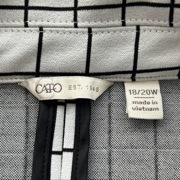 Cato Open Front Blazer (18/20W) - Picture 14 of 16